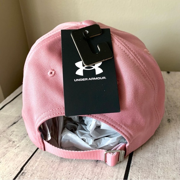 New Under Armour Blitzing Adjustable - Picture 4 of 6